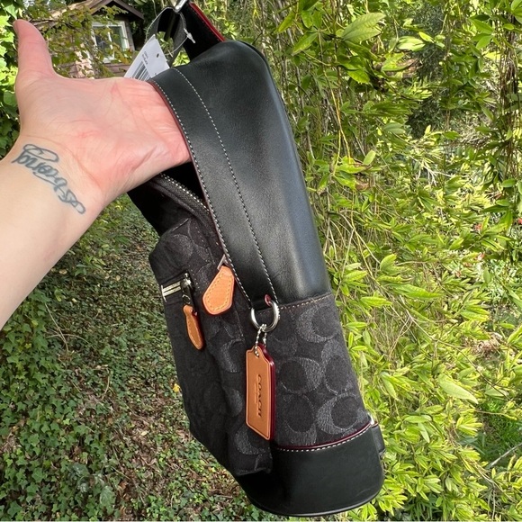 COACH Belt Bag/Crossbody in Signature Denim  C0913 AUTHENTIC - Picture 5 of 12